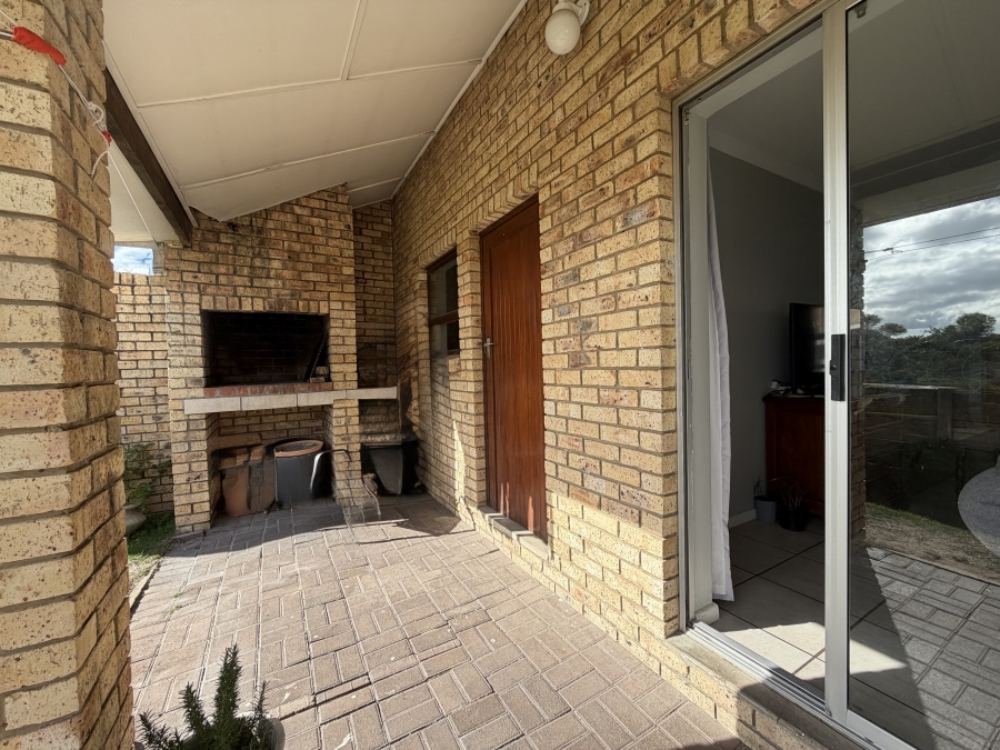 3 Bedroom Property for Sale in Aston Bay Eastern Cape